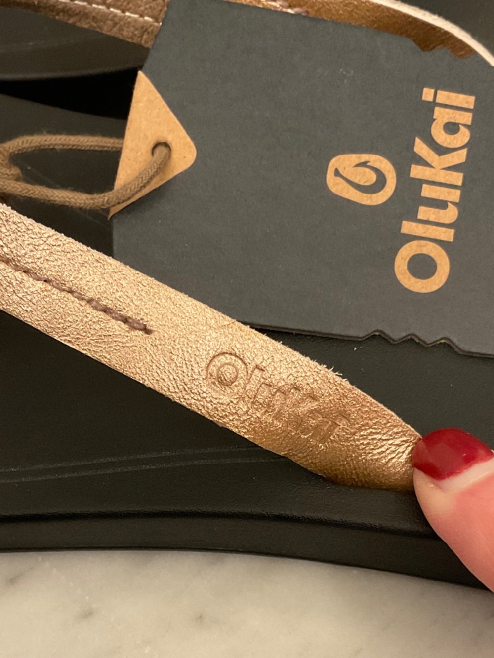 OluKai Women’s Lalahi Flip Flops in Copper/Lava Rock in Size 10 - Picture 6 of 7